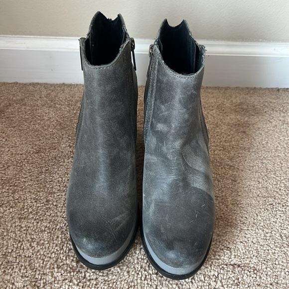 Sorel Blake Block-Heel Leather Chelsea Boots Grey - Picture 4 of 8